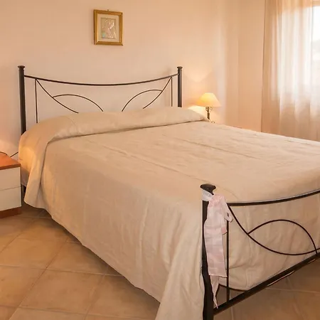 Vakantiehuis Lia By Interhome La Caletta